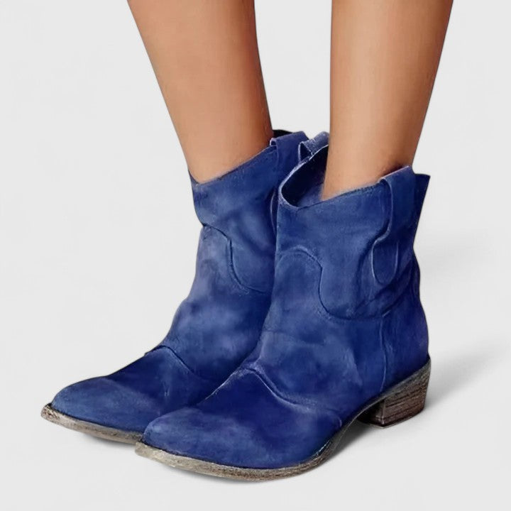 Boots, Lily & Sam, image 1