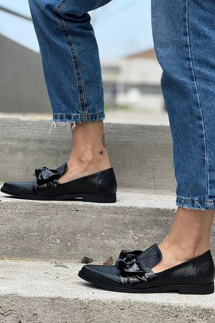 Black Loafer With Shiny Bow, Lily & Sam, image 4