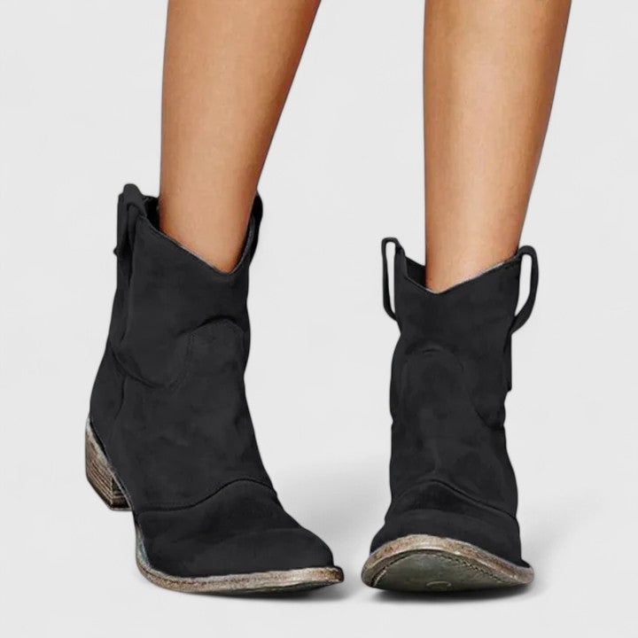 Boots, Lily & Sam, image 8