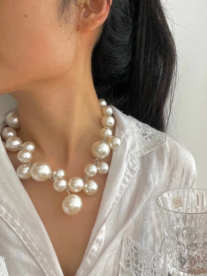 Maria Bold Pearl Necklace, Lily & Sam, image 3
