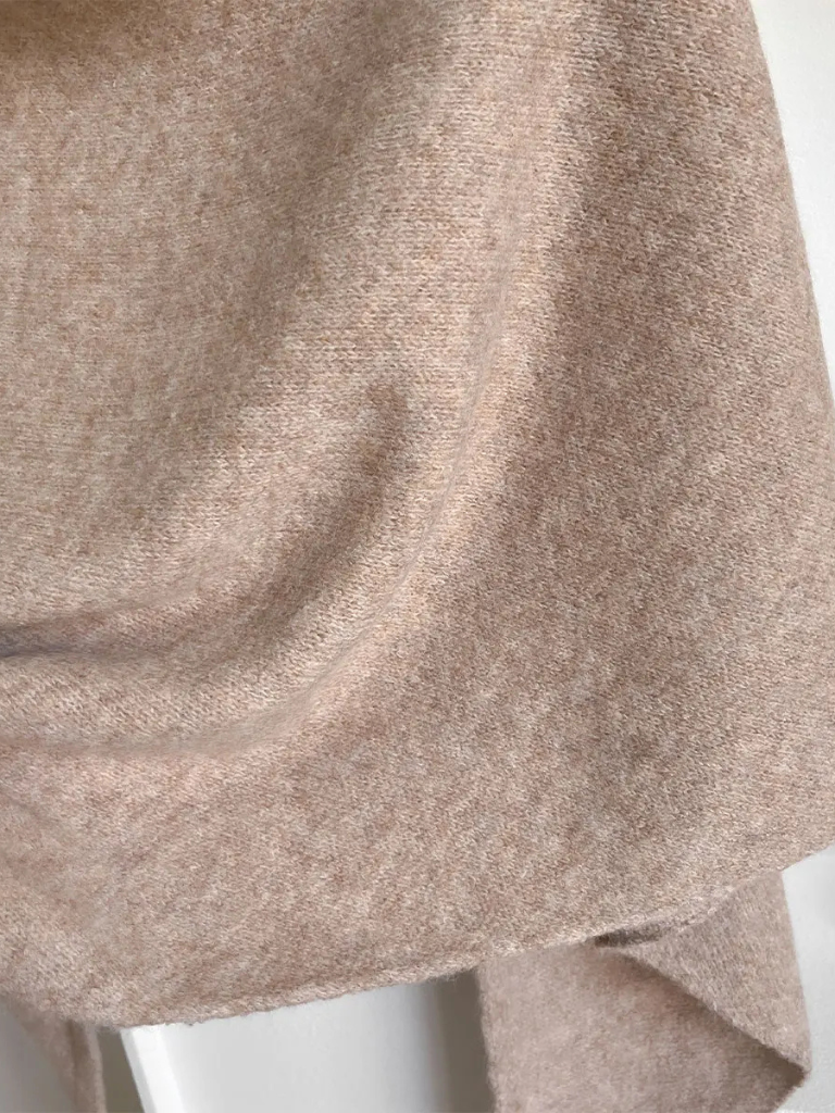 Merla Autumn Wrap, Lily & Sam, image 8