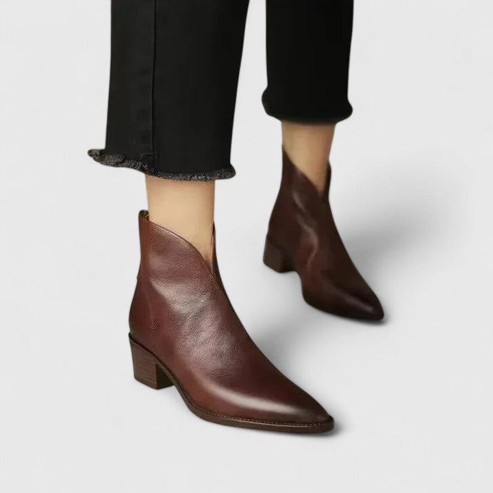Boots, Lily & Sam, image 5