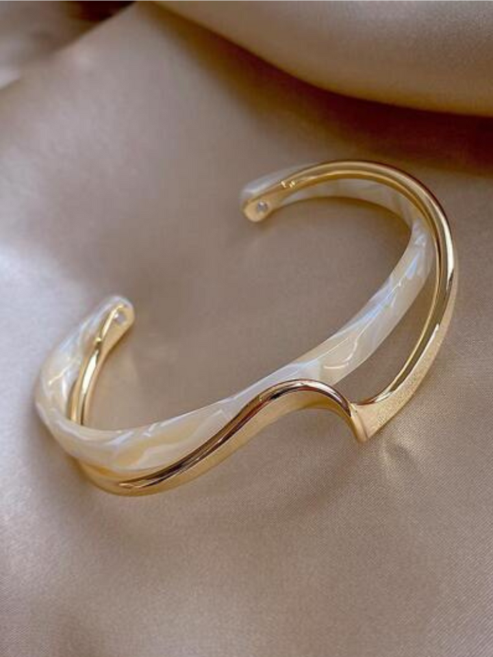 Isla White Opal Bracelet, Lily & Sam, image 2