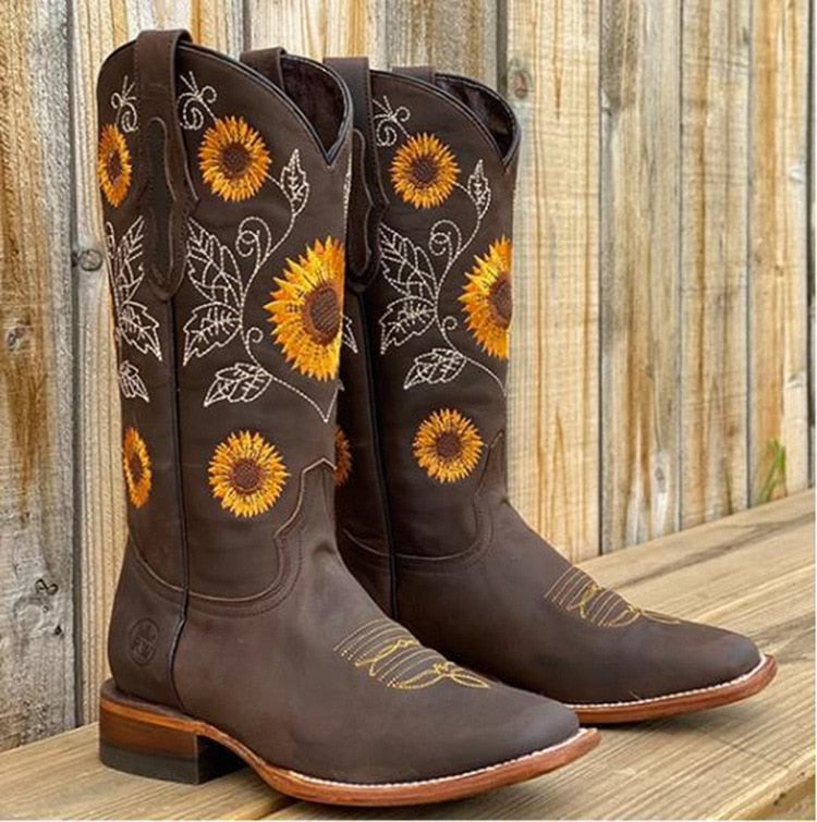 Stylish Cowboy Boots, Lily & Sam, image 2