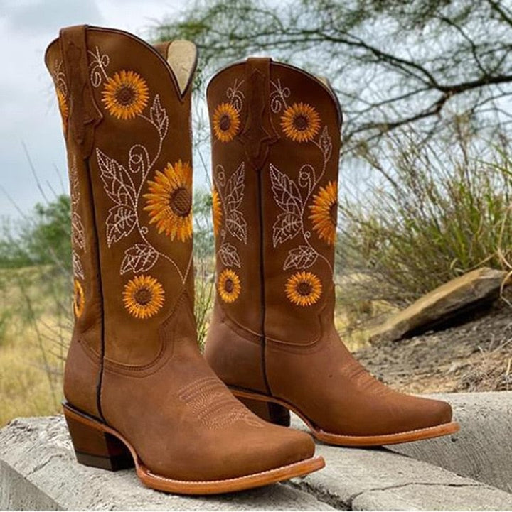 Stylish Cowboy Boots, Lily & Sam, image 3