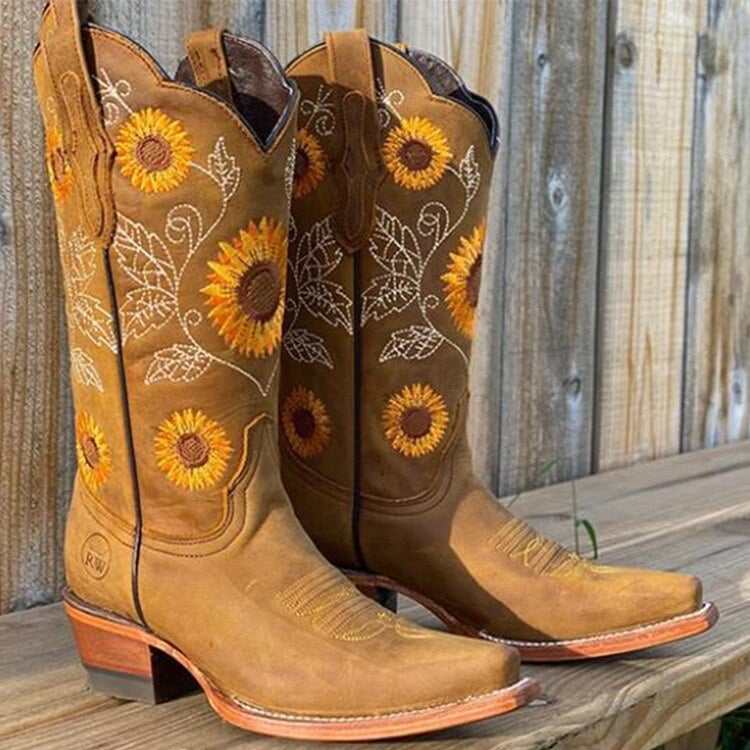 Stylish Cowboy Boots, Lily & Sam, image 1
