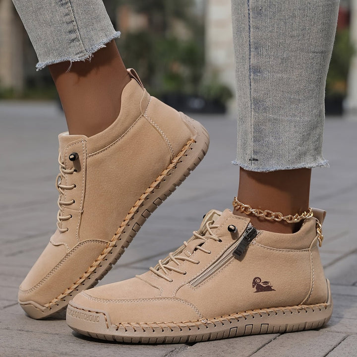 Sneakers, Lily & Sam, image 1