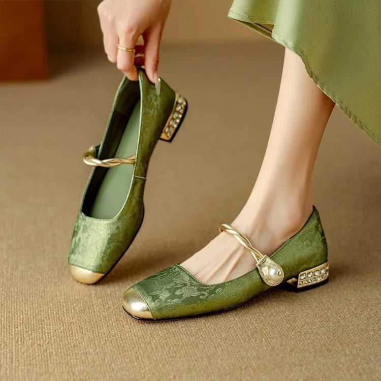 Shoes ⏐ Edition, Lily & Sam, image 3