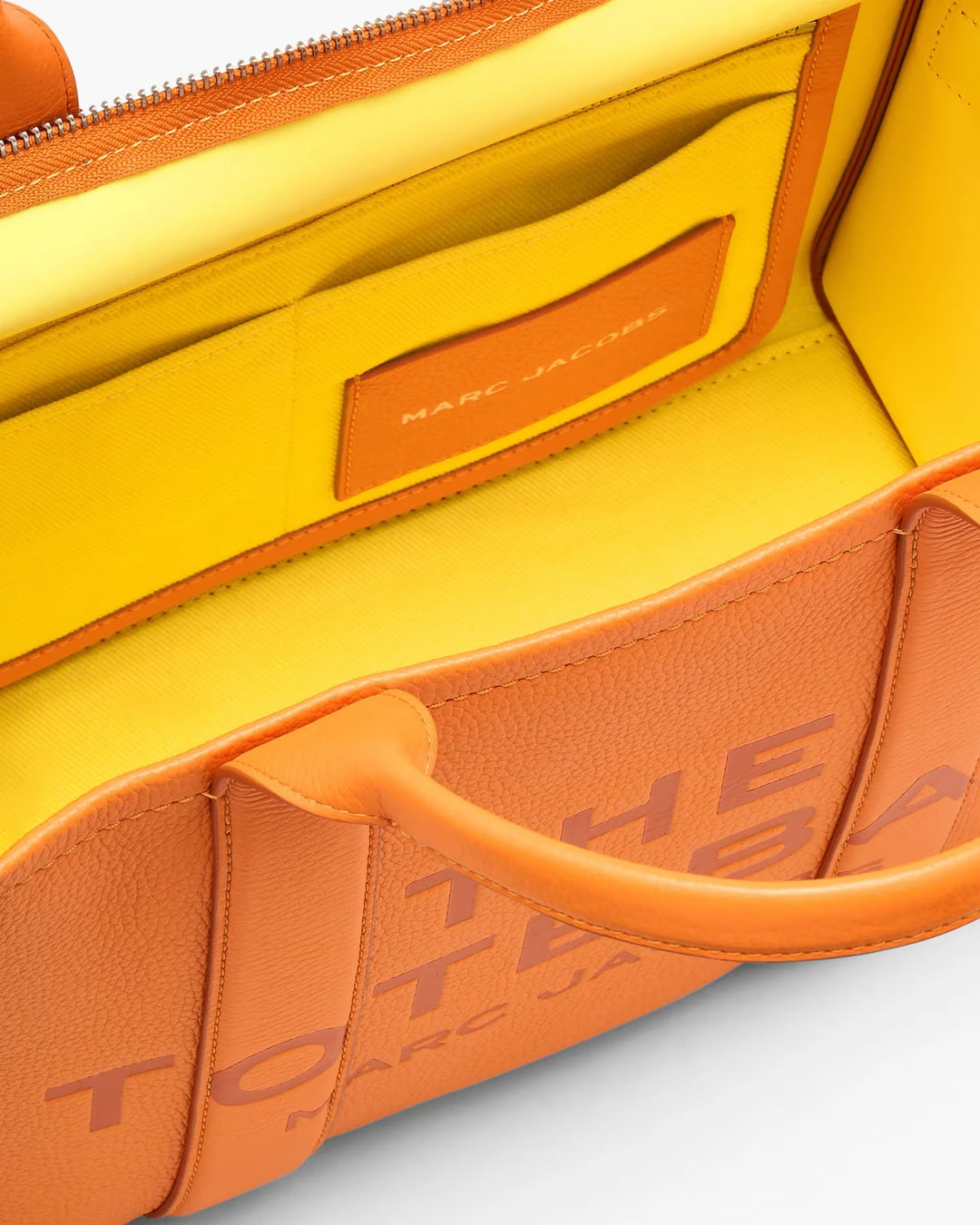 MARC JACOBS | The Leather Tote Bag